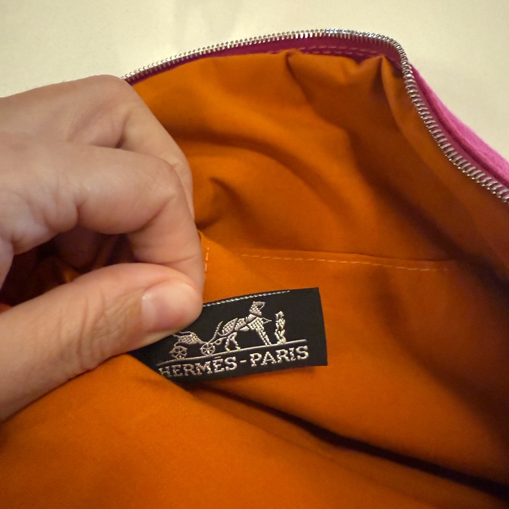 Hermès Women's Bolide Case - Medium - Picture 8 of 8